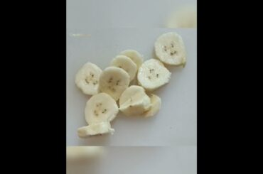 Healthy & tasty one min breakfast with banana #breakfast #healthy #fruit #banana