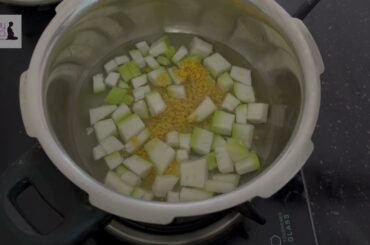 Dudhi/ bottle guard healthy recipe for babies | soup/ porridge babies 6mo+| Baby food idea