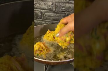 Kachori Pakora |Bread Pakora |Onion Pakora |Recipe by Ninas’vlogs