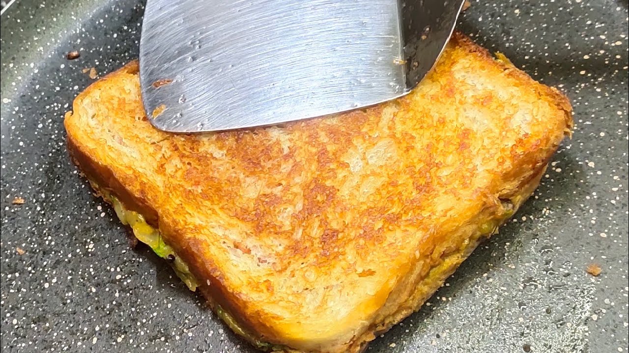 Bread Potato Sandwich Recipe in Tawa | Instant Healthy Breakfast Bread Potato Sandwich Recipe in Tawa | Instant Healthy Breakfast