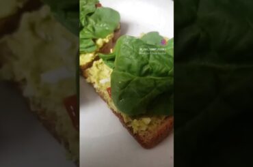 So Delicious and Healthy Easy to Make Avacado Toast Breakfast Recipe for weight loss