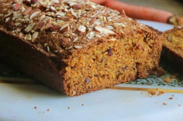 Healthy moist carrot loaf cake | Loaf bread made with oats and whole wheat flour