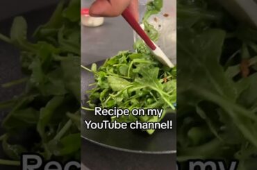 Healthy Roasted Almond Goat Cheese Arugula Salad #shorts