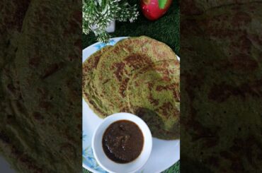 Moong Daal Chilla| Easy Homemade Healthy Breakfast Recipe#shorts #cheelarecipe #nidhikascookingstyle