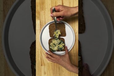 How to Make Hungry Girl's Spinach Artichoke Grilled Cheese Recipe // #shorts