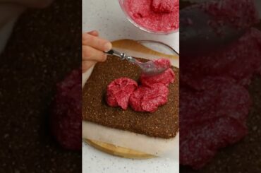 Summery raspberries dessert #shorts