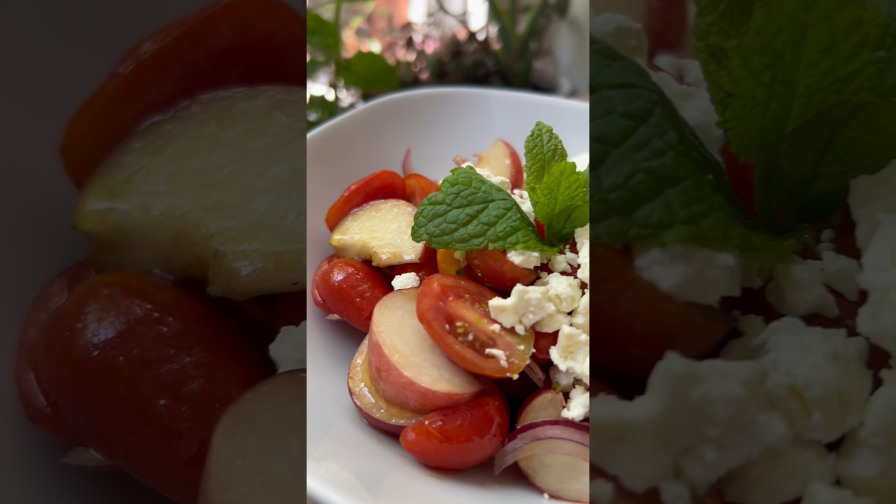 Delicious Mediterranean tomato salad #recipe #healthy #tomato #peach #feta #receta #shorts #ensalada Delicious Mediterranean tomato salad #recipe #healthy #tomato #peach #feta #receta #shorts #ensalada