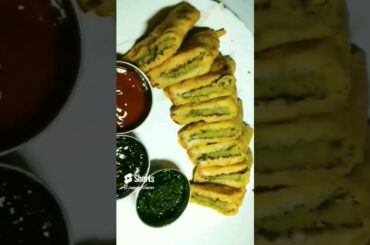 very easy bread pakoda #breadrecipe #breakfastrecipe #breadsandwich