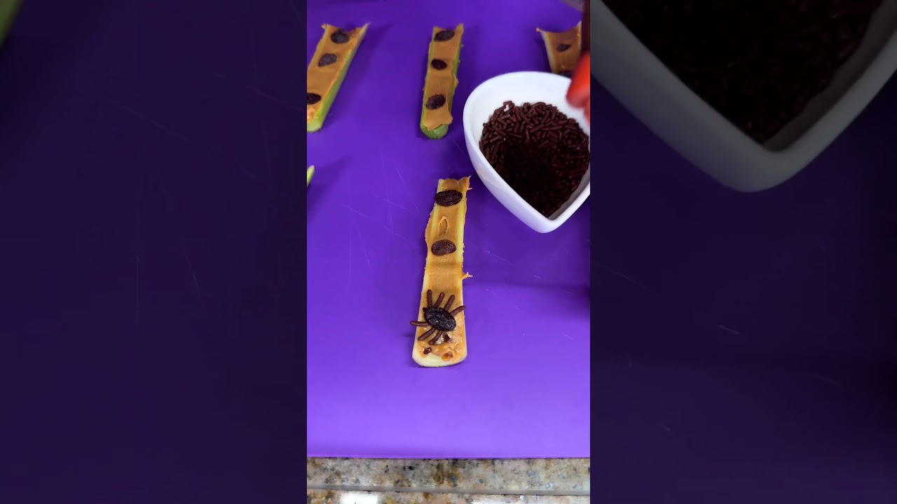Spiders on a Log | Miss Jessica’s World #shorts #halloween #snacks #antsonalog #missjessicasworld Spiders on a Log | Miss Jessica's World #shorts #halloween #snacks #antsonalog #missjessicasworld