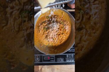 Low-Carb Sun-Dried Tomato Spaghetti | It's Skinny #shorts