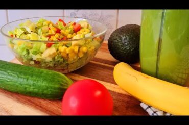 What I ate today! Green smoothie and a Healthy Salad. #Healthy-Meals #healthylifestyle