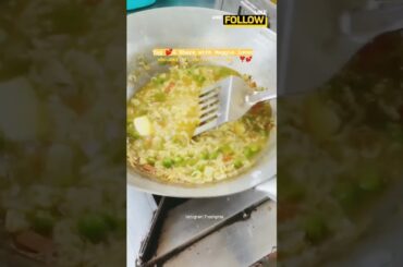 Quick & Healthy Vegetable Masala Maggi Recipe | Easy Maggi Hacks for Instant Deliciousness! #Shorts