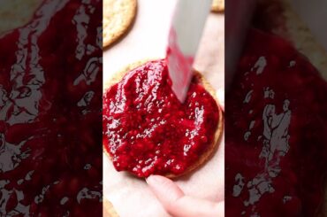 PB&J Oat Cake Sandwich Cookies (RECIPE LINK IN DESCRIPTION)