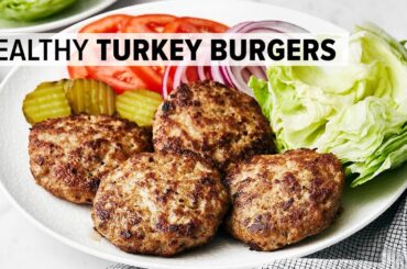 This TURKEY BURGER recipe is juicy, healthy and easy to make!