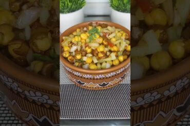 Roasted chana chaat l Healthy snacks l Salad recipe #shorts #chaat #ytshorts