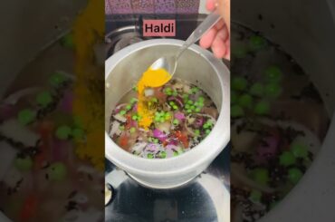 Quick and tasty vegetable dalia recipe | Healthy Vegetable Dalia Recipe