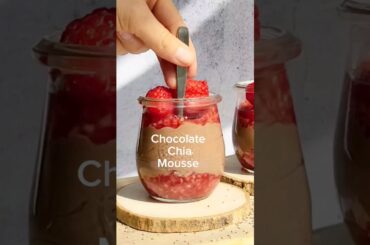 Blended Chocolate Chia Mousse, Perfect snack #chia #chiapudding  #recipe