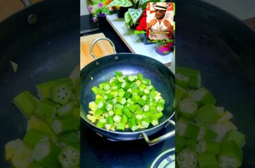 Jackie shroff's kaanda bhindi recipe#shorts #youtubeshorts#shortsfeed #jackieshroff #bhindirecipe