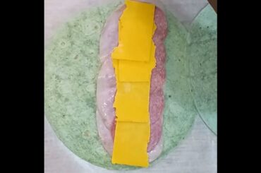 How To Make A Healthy Sandwich Wrap #shorts #youtubeshorts