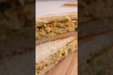 Delicious Recipe: Super Avocado Egg Salad Sandwich - Easy Step-by-Step Instructions #shorts