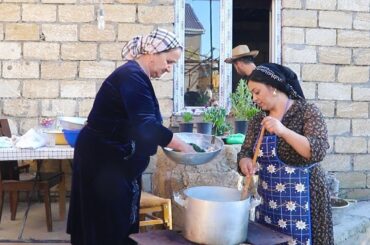 Traditional Ganja Dovga   Azerbaijan Homemade Bread   As a family, we all worked like honey bees