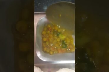 kid's Healthy breakfast ideas on Sunday #Idli#Greenpeas ki Sabji#Yummy#Breakfast shorts