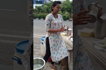 Gujarati Lady Selling Healthy Khichyu||Street food Recipe #shot #shotviral #shots #food #streetfood