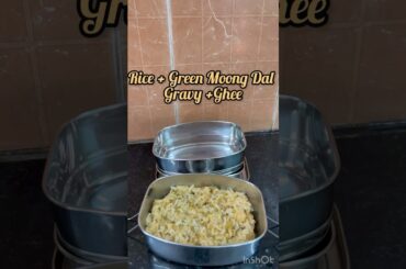 #shorts #ytshort Kids Simple Lunch Snackbox Recipe Idea  #lunchbox #snack/Green Moong dal Gravy/Rice