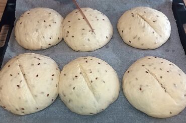 The tastiest and healthiest bread recipe with flax seeds