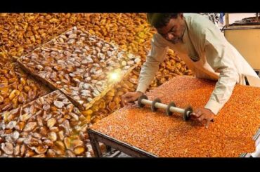 Peanut Chikki Recipe || Moongfali Chikki  || Peanut Jaggery Bar || Meethi Moongfali Making Video