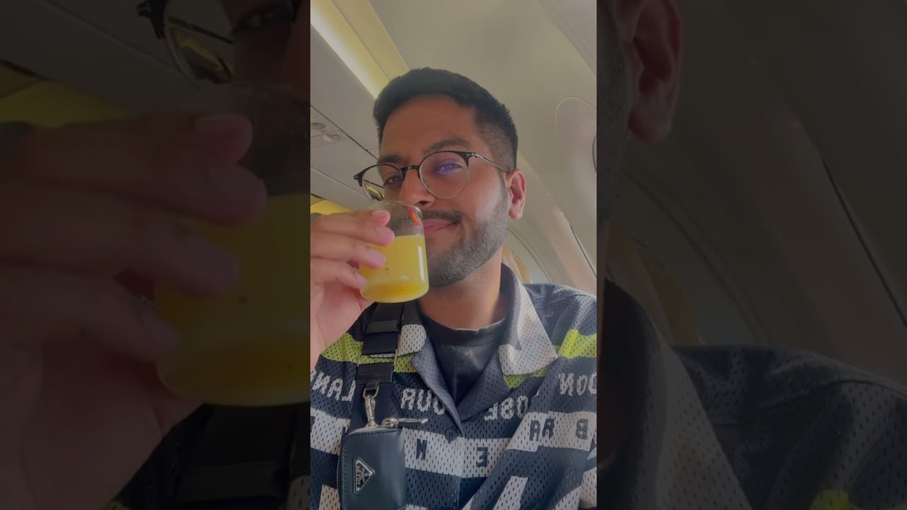 WHAT I EAT IN A DAY – FLIGHT TO KOLKATA #shorts WHAT I EAT IN A DAY - FLIGHT TO KOLKATA #shorts