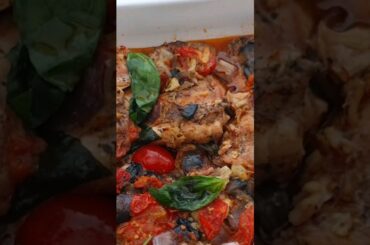 Juicy chicken with tomatoes #healthy #food #recipe #delicious #viral #youtubeshorts #easyrecipe
