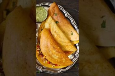 How to make healthy dosa with atta and suji#flour #semolina #foodie #tastyfood #recipe #shortvideo