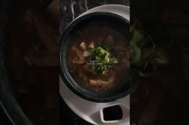 Healthy Chicken Recipes: Hot & Sour Soup . Save for Dinner and Lunch Ideas #recipe