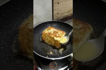 Toasted Egg Loaf/Cheese Sandwich/Simple Egg Toast recipe .#shorts
