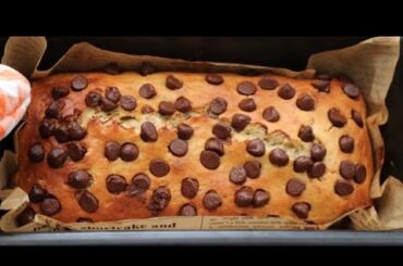 EASY Chocolate Chip Banana Bread Recipe
