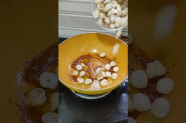 Crunchy masala makhana#shorts#healthy snacks#easyrecipe #weightloss  #makhanarecipe