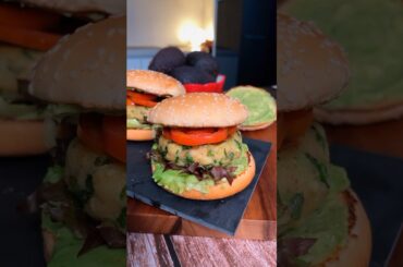 Did you know with this trick, you can make burgers healthy too ? #shortsindia #foodshortsindia