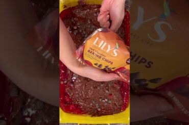 Easy one-pan dessert! #dessert #baking #yummy #healthy #sugarfree #chocolate