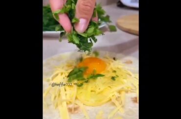 Lazy & Delicious Breakfast Snack Idea's #breakfast#snacks#egg#cheese#shorts#viral#trending#ytshorts