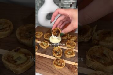 Healthy Banana Sushi Bites | Cooking Katie Lady | Recipe in description & on Instagram