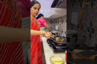 Hamara weekend breakfasts #shorts #ytshorts #youtubeshorts #trending #trendingshorts #breakfast