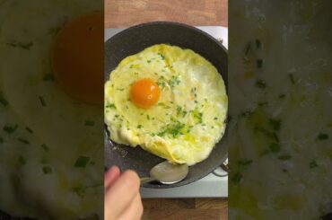 French Omlete #viralvideos #food #reels #cheeserecipes #viral #recipe #viral #shortsvideo #eggs