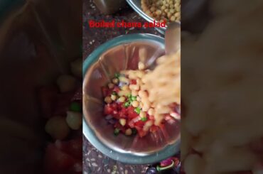 Train Wala Chana Chaat l Boiled Chana Salad #YouTubeShorts #Shorts #Viral #HealthySalad #WeightLoss