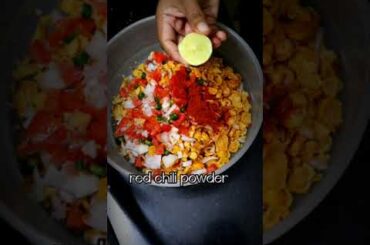 5 minutes snack recipe || Corn flakes chat || #youtubeshorts #cornflakes #snacks
