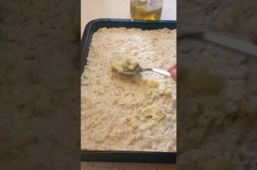 This is How I Make  Oatmeal Flat Garlic Bread #shortvideo