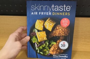 SKINNYTASTE AIR FRYER DINNERS 75 HEALTHY RECIPES A COOKBOOK GINA HOMOLKA BOOK CLOSER LOOK COOKBOOKS