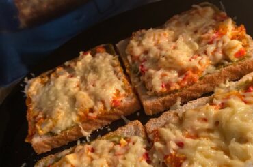 Paneer bread toast(Perfect for the paneer lover’s)! Taste me best