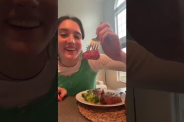 Can u believe I was vegan for years lol