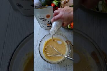 6 ingredient healthy, turmeric pancakes